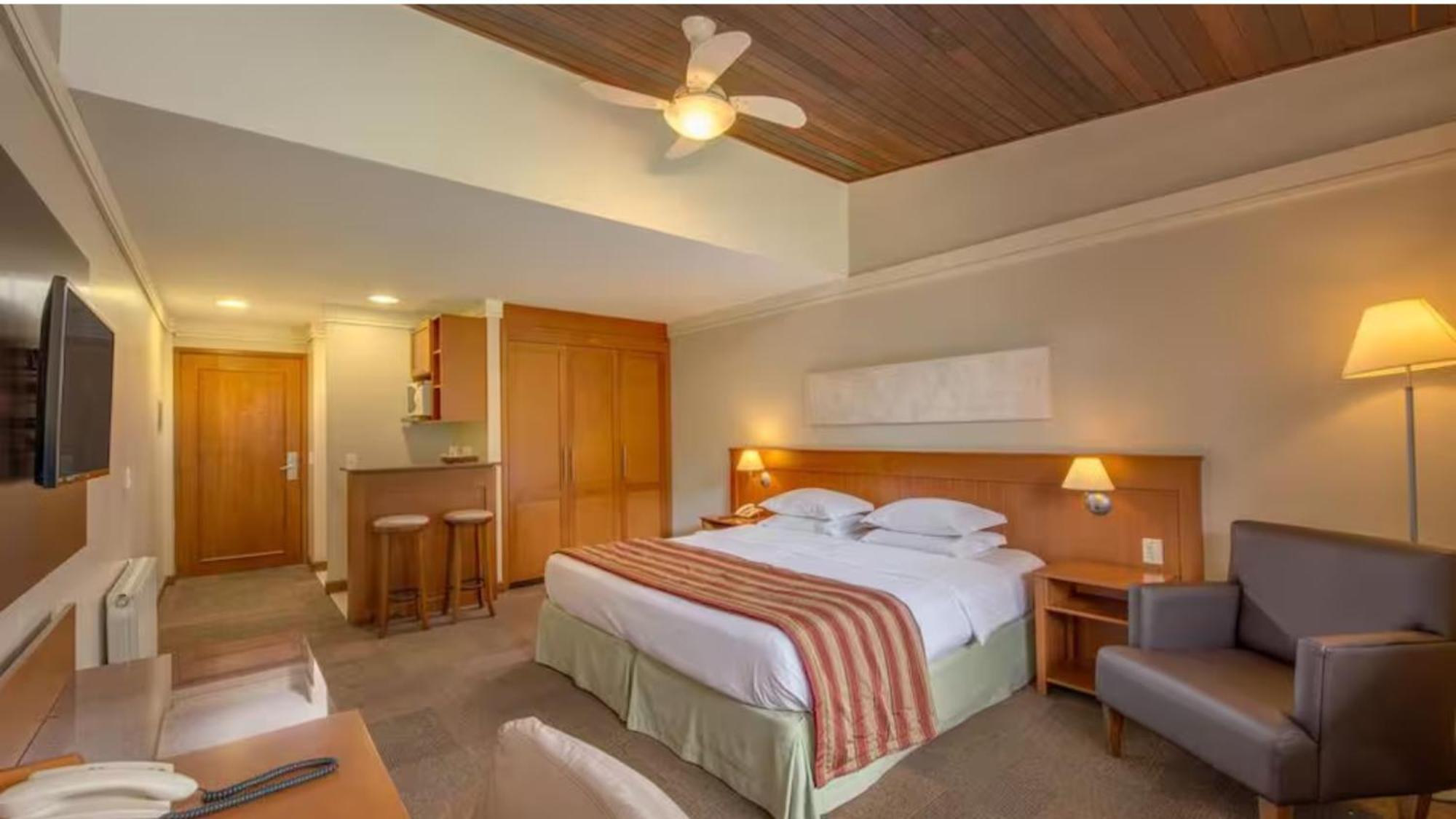 Em Gramado, Padrão 4 Estrelas, No Centro Apartamento Gramado